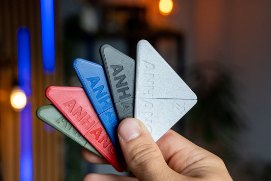 Die Herstellung des USB-Anhangs: Präzision und Qualität "Made in Germany"